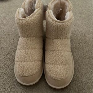 Old Navy Short style boots